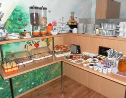 Hotel Pension Arche Yerinde Yemek