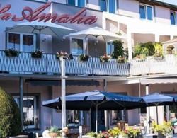 Pension & Restaurant La Amalia Dış Mekan