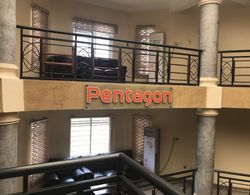 Pentagon Luxury Suites Enugu Öne Çıkan Resim