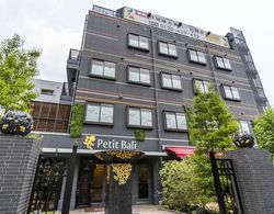 Hotel Petit Bali Garden Shin-Okubo - Adults Only Dış Mekan