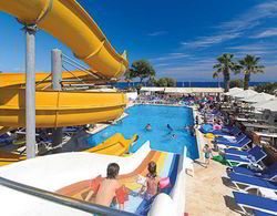 Petunya Beach Resort Havuz