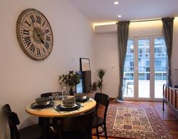 Phaedrus Living: City Luxury Flat Mavromichali Oda Düzeni