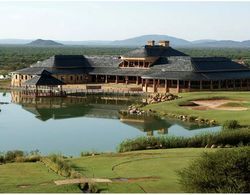 Phakalane Golf Estate Hotel Resort Dış Mekan