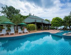 Phi Phi Andaman Beach Resort Havuz