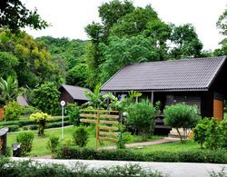 Phi Phi Natural Resort Genel