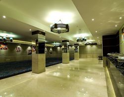 Hotel Piccadily Raipur Genel