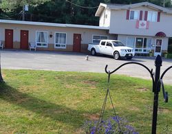 Pine Grove Motel Dış Mekan