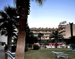 Pineta Club Hotel Genel