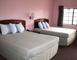 Pinn Road Inn and Suites Genel