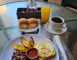 Hotel Plaza Floresta Kahvaltı