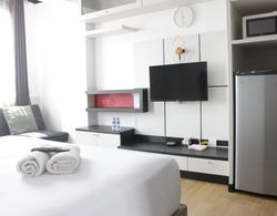 Pleasant and Comfy Studio Room at Emerald Towers Apartment Dış Mekan