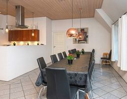 Pleasant Holiday Home in Ulfborg With Swimming Pool İç Mekan