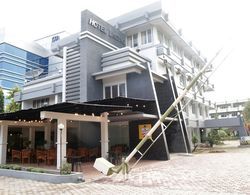 Plum Hotel Lading Banda Aceh Dış Mekan