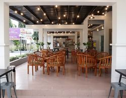 Plum Hotel Lading Banda Aceh Yerinde Yemek