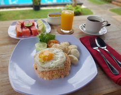 Poedja Villa Jimbaran Kahvaltı