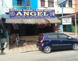 Pondok Wisata Angel Guest House İç Mekan