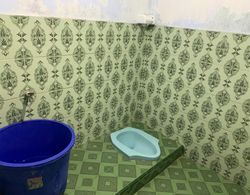 Pondok Wisata Kalibiru - Hostel Banyo Tipleri