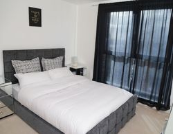 Pontoon Dock Apartment Oda Manzaraları