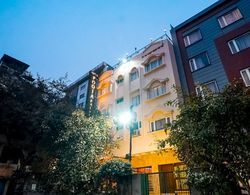 Hotel Pooja Palace Dış Mekan