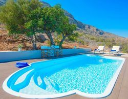 Pool Villa Venus Crete 500 mt From sea Dış Mekan