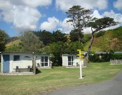 Port Waikato Holiday Park Dış Mekan