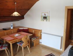 Pretty Apartment With Sauna, Ski Storage, Parking, Balcony Oda Düzeni