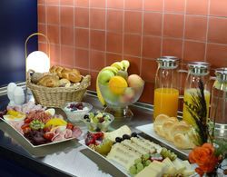 Hotel Profis - Die Zimmer Kahvaltı