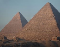 Pyramids Tower Dış Mekan
