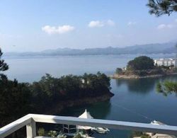 Qiandaohu Luxury Lake View Villa Konum Öne Çıkanlar
