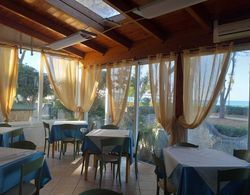 Quadruple Room in Pineto - Enjoy a Relaxing Holiday Yerinde Yemek