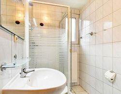 Quaint Apartment in Wohlenberg With Terrace Banyo Tipleri