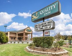 Quality Inn Adairsville Genel
