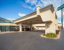Quality Inn and Conference Center Grand Island Genel