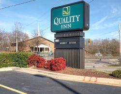 Quality Inn Raleigh near Walnut Creek Amphitheatre Genel