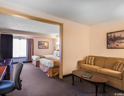 Quality Inn & Suites Albany Airport Genel