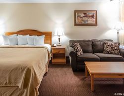 Quality Inn & Suites at Dollywood Lane Genel