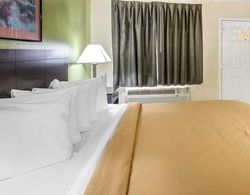Quality Inn & Suites Augusta Oda