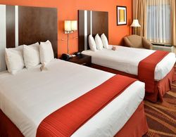 Quality Inn & Suites Baymeadows Genel
