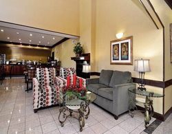 Quality Inn & Suites Cincinnati Lobi