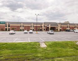 Quality Inn & Suites Greenfield I-70 Genel