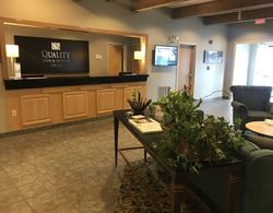 Quality Inn & Suites Hendersonville - Flat Rock Lobi