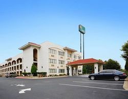 Quality Inn & Suites Southlake Genel
