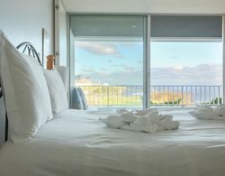 Quinta do Mar - Watch The Sun Rise Over The Ocean From Your Bed Oda