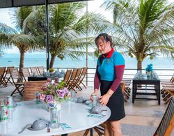 Quyet Thang Doc Let Hotel & Beach Yerinde Yemek