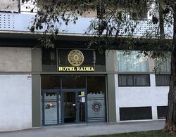 Hotel Radha Dış Mekan