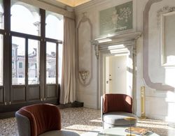 Radisson Collection Hotel, Palazzo Nani Venice Genel