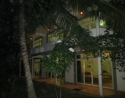 Raja Beach Hotel Dış Mekan