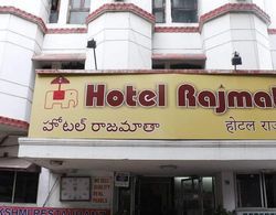 Hotel Rajmata Pvt Ltd. Dış Mekan