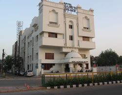 Hotel Rajputana Palace Dış Mekan