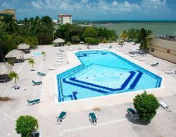 Ramada Belize City Princess Hotel Havuz